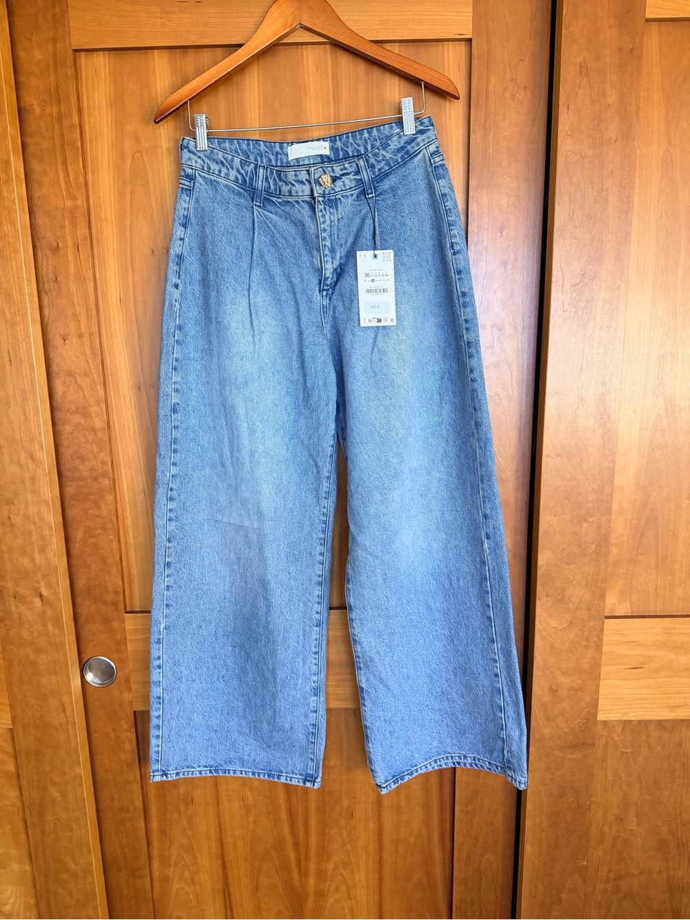 Zara Light Blue Wide-Leg Cropped Jeans
